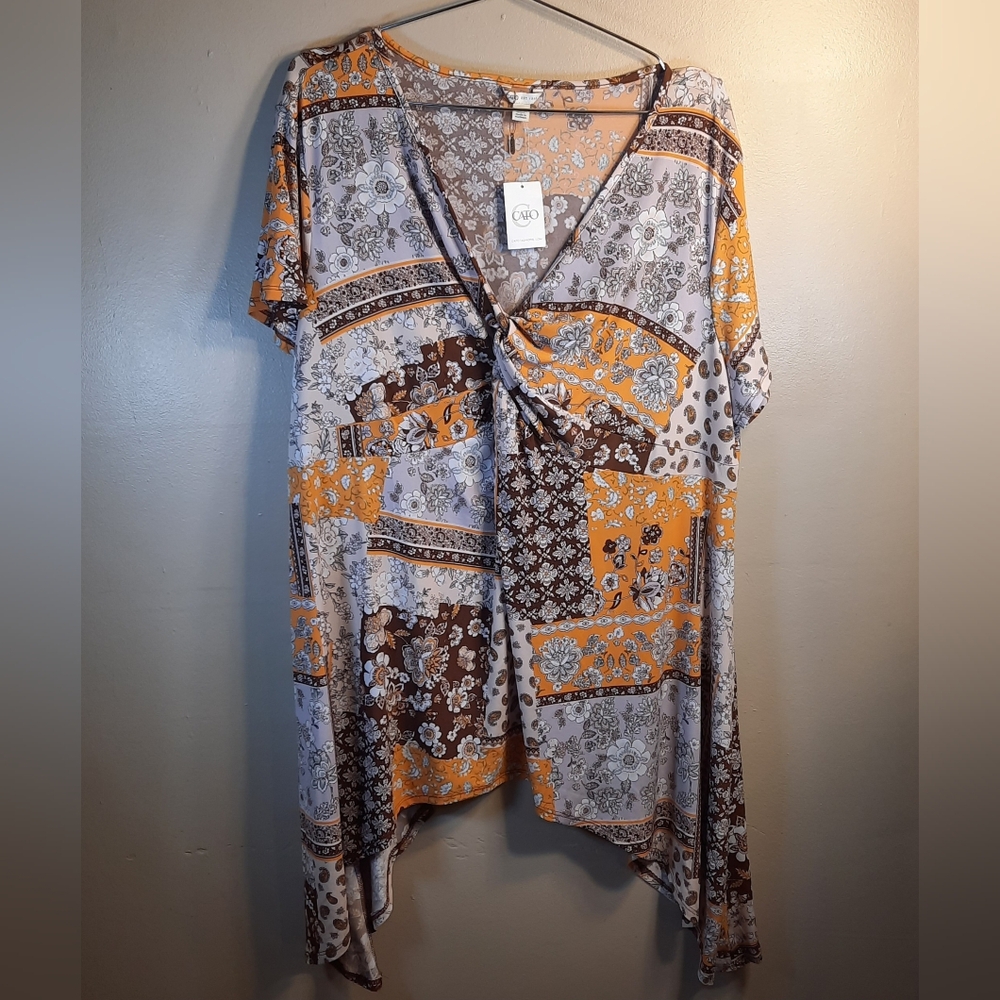 Cato Brown and Orange Floral Patchwork Print Tunic with V-Neck. Size 22/24